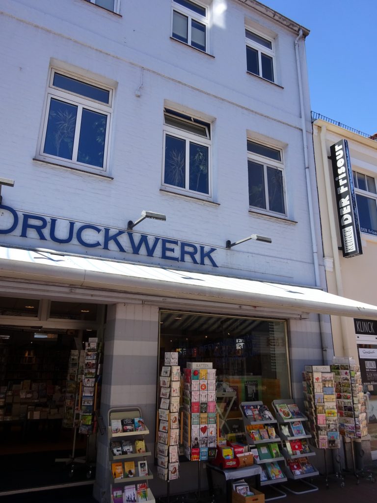 Achtung! Achtung! Verkaufsoffener Sonnentag!