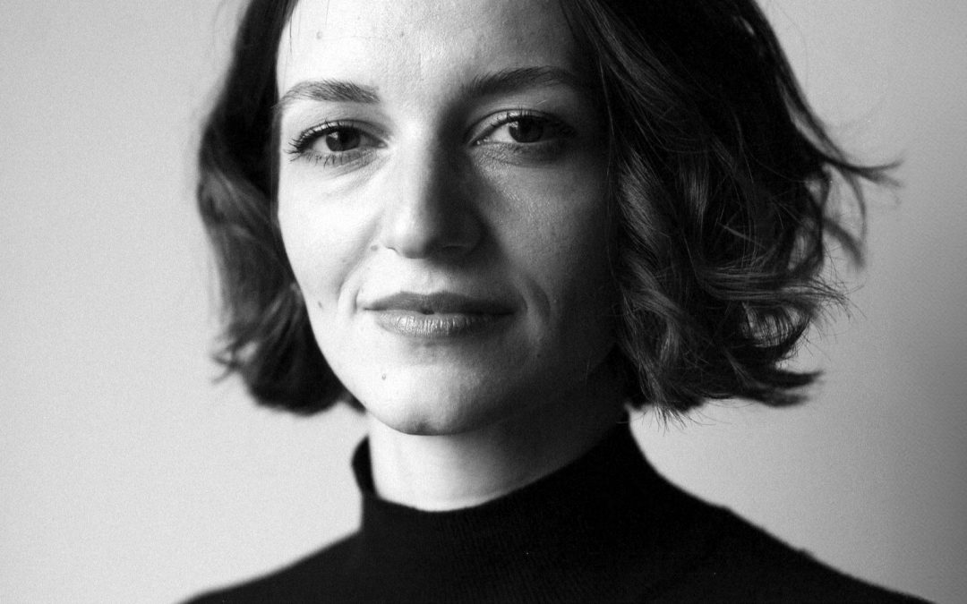 Jehona Kicaj liest „ë“